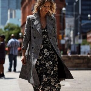Astr The Label Floral Dress